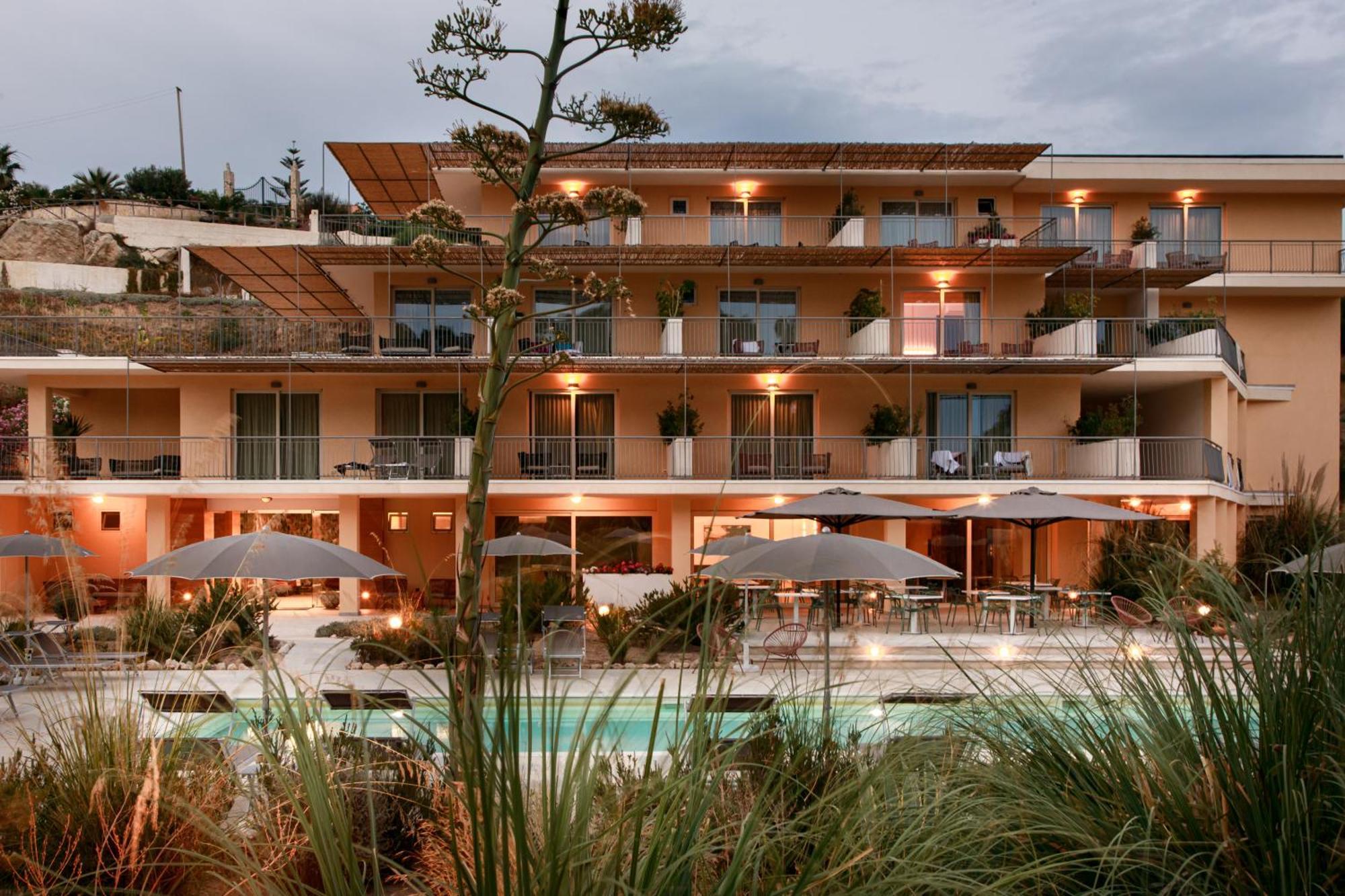 Luna Minoica Suites And Apartments Montallegro Ngoại thất bức ảnh