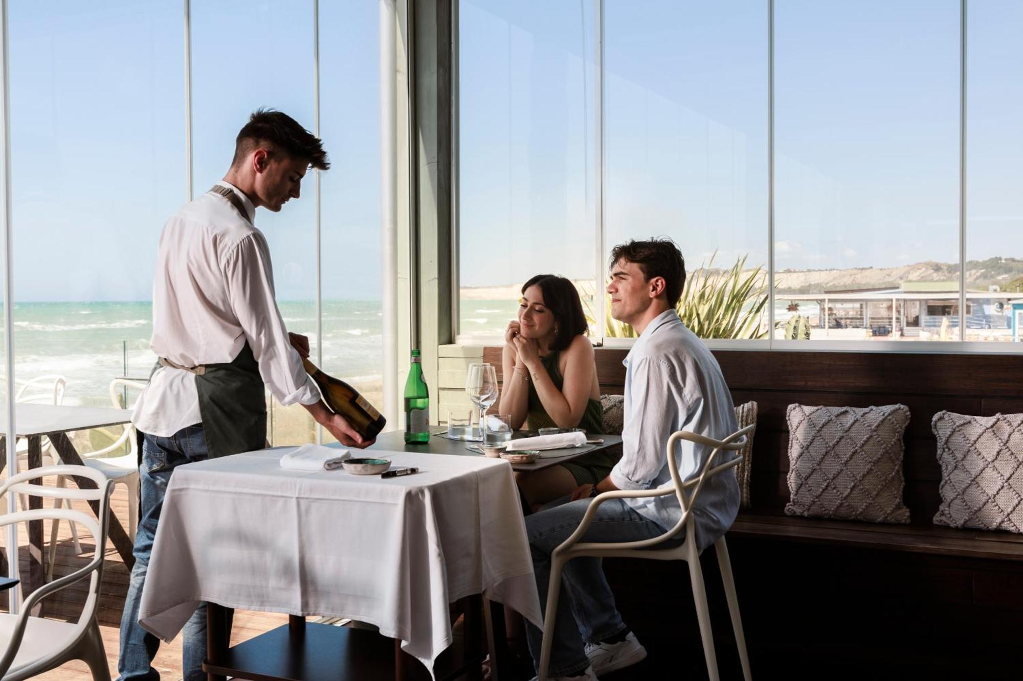 Luna Minoica Suites And Apartments Montallegro Ngoại thất bức ảnh