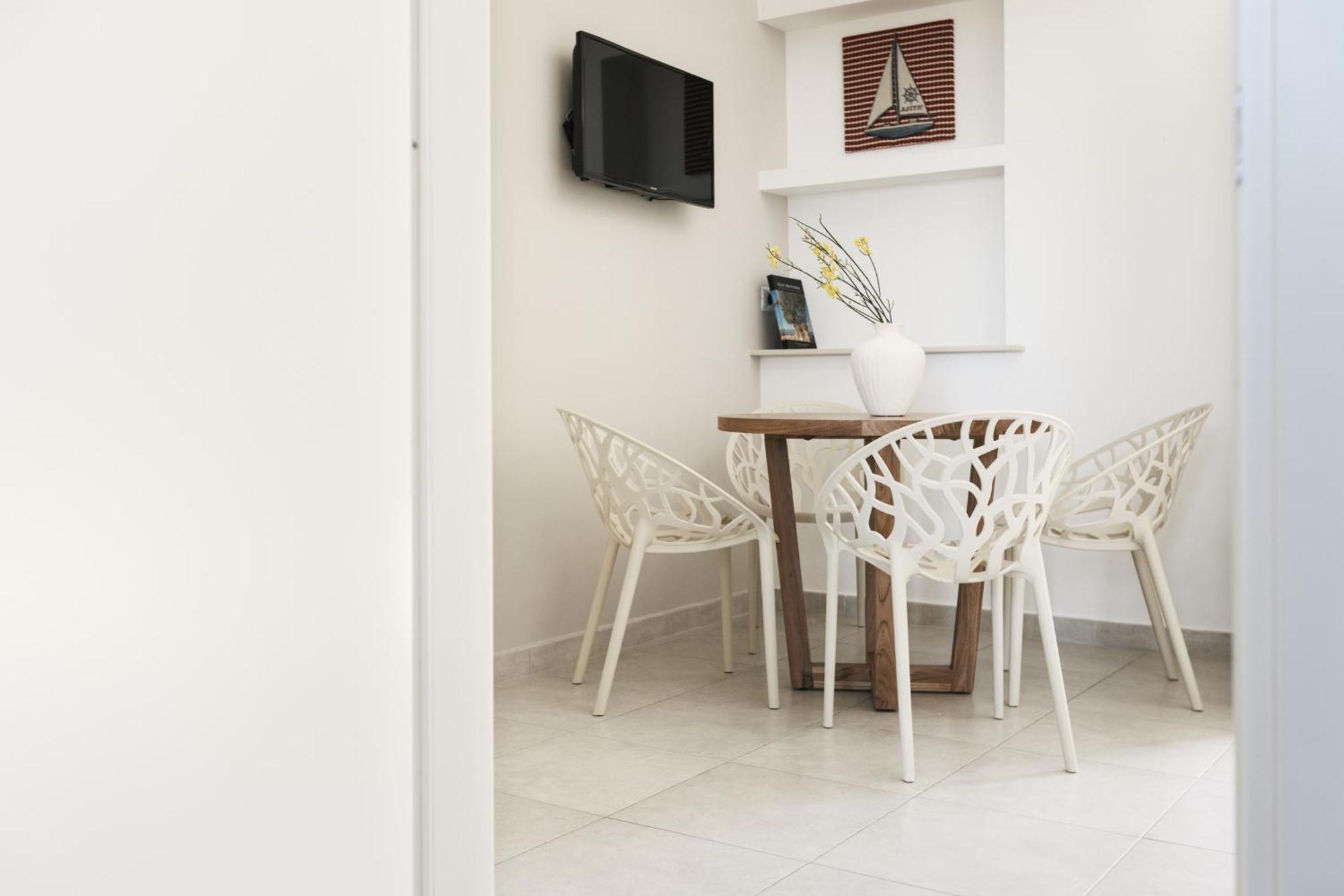 Luna Minoica Suites And Apartments Montallegro Ngoại thất bức ảnh